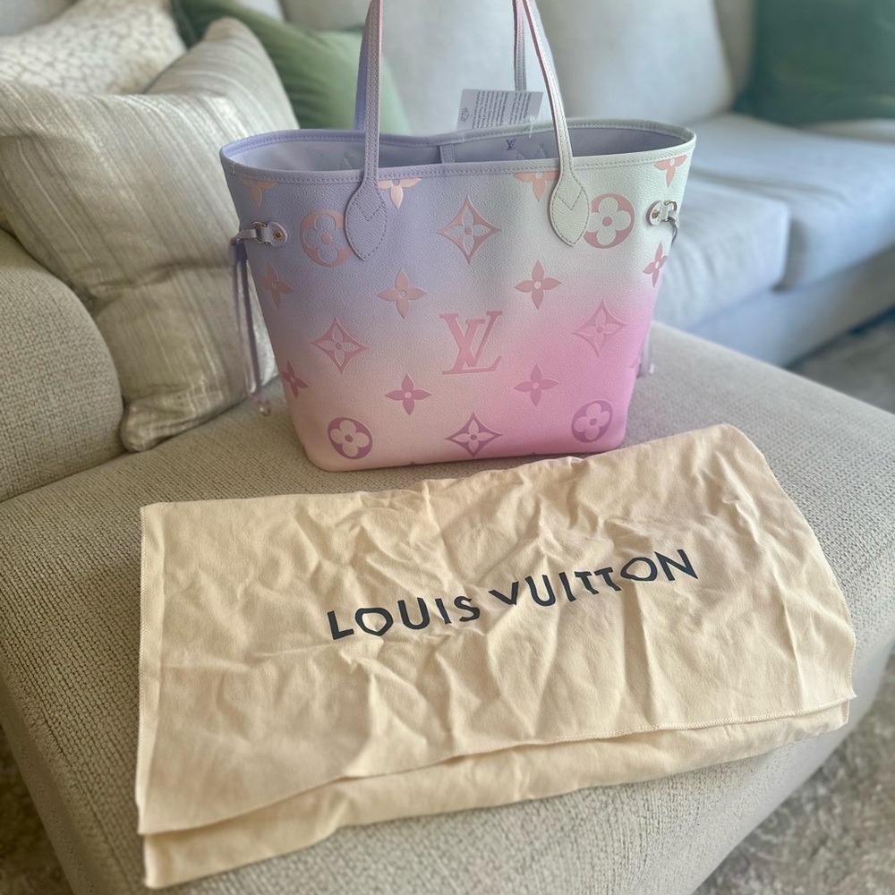 Louis Vuitton Sunrise Pastel Neverfull - Picture 3 of 12
